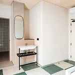 Lamia Bbk Women Hostel-solo Mujeres Bilbao