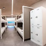 Lamia Bbk Women Hostel-solo Mujeres * Bilbao