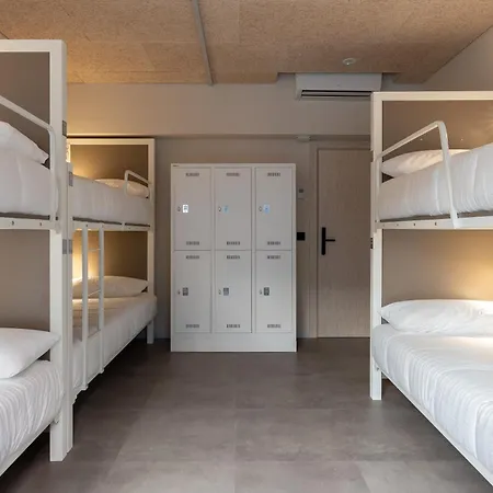 호스텔 Lamia Bbk Women Hostel-solo Mujeres 빌바오