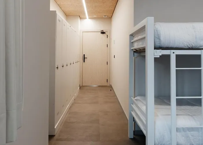 Vandrerhjem Lamia Bbk Women Hostel-solo Mujeres Bilbao