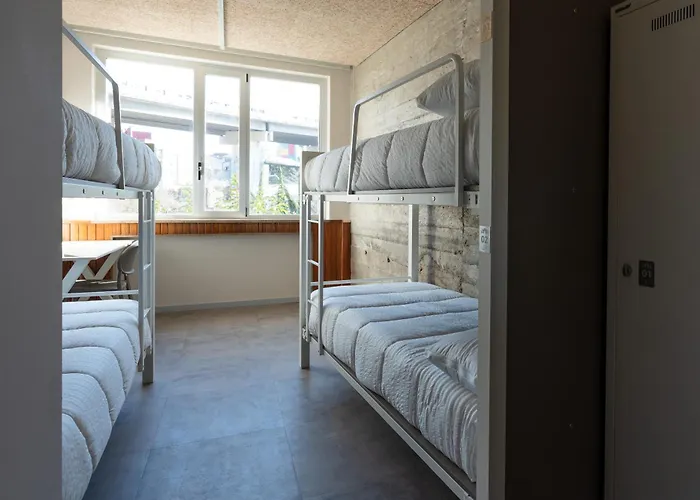 Lamia Bbk Women Hostel-solo Mujeres *