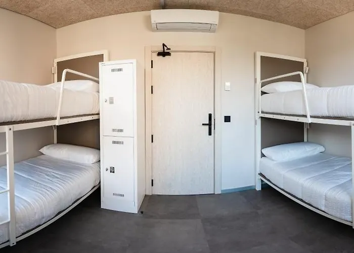 Hostel Lamia Bbk Women Hostel-solo Mujeres Bilbao