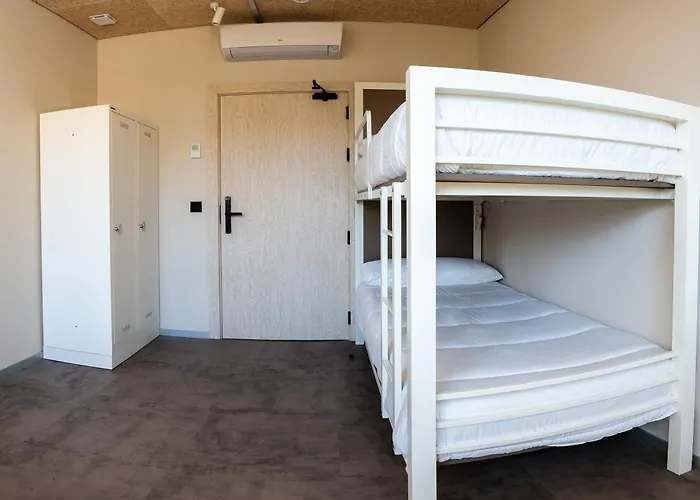 Vandrerhjem Lamia Bbk Women Hostel-solo Mujeres Bilbao