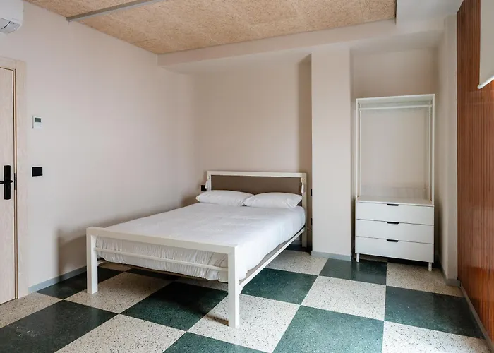 Lamia Bbk Women Hostel-solo Mujeres Vandrerhjem Bilbao